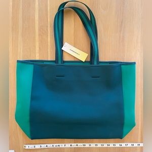 NWT Green Summersalt bag from Fab Fit Fun box